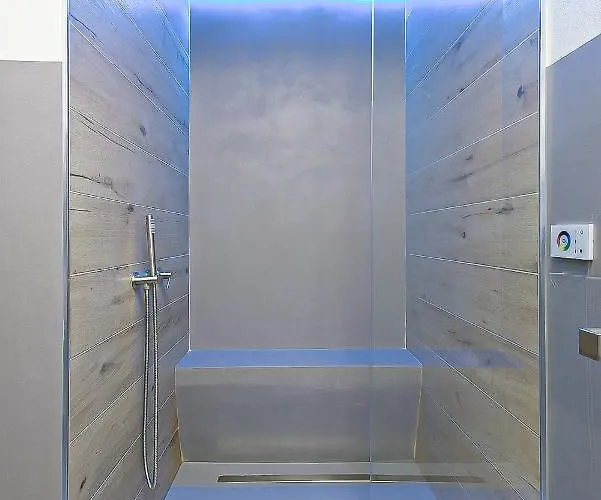 דירה Mono *